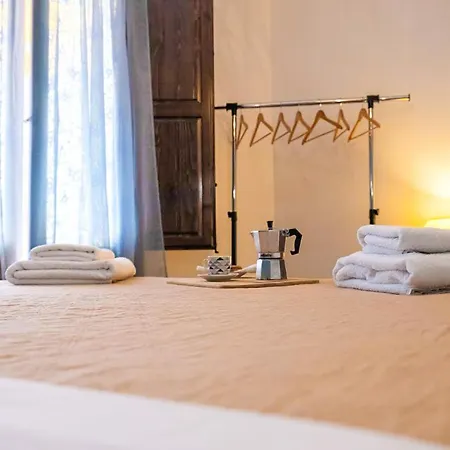 Charming Studio In The Heart Of Historic Center Appartamento Palermo