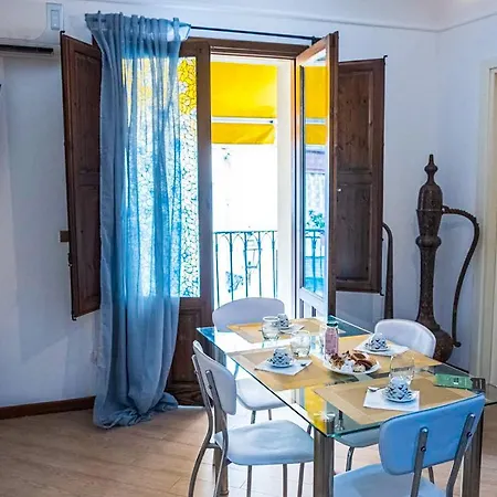 Appartamento Charming Studio In The Heart Of Historic Center *