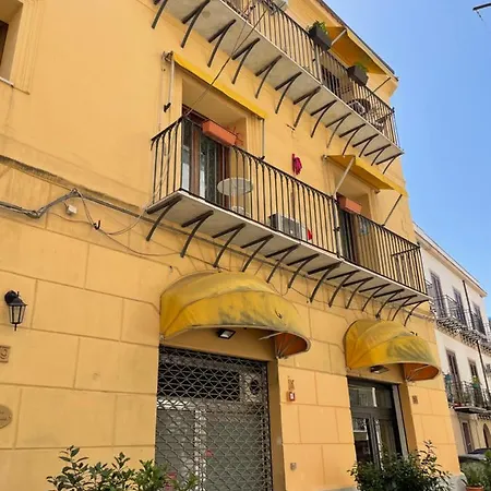 Charming Studio In The Heart Of Historic Center *
